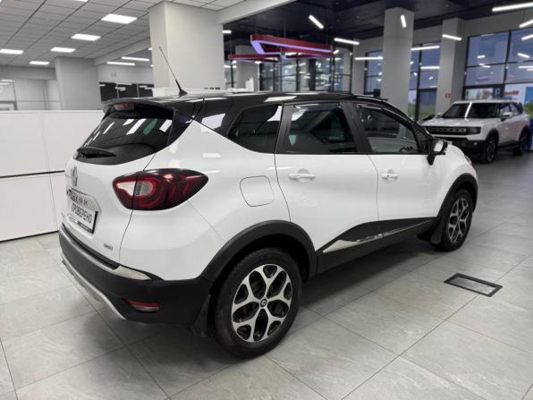 Renault Kaptur I с пробегом 2017 года, цена 1 330 000 рублей, 145000 км, внедорожник, Автокод Объявления