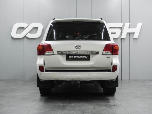 Toyota Land Cruiser 200 Series Рестайлинг 1 с пробегом 2015 года, цена 4 549 000 рублей, 247589 км, внедорожник, Автокод Объявления