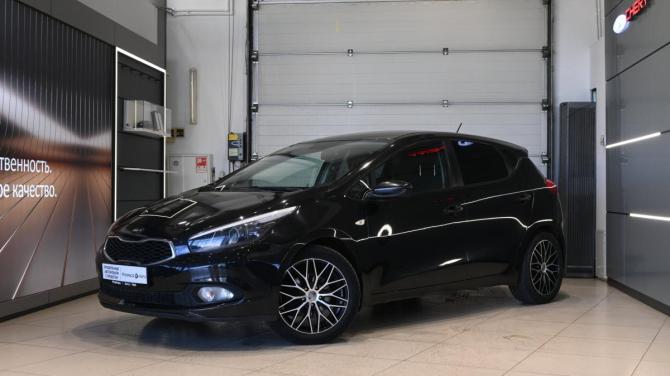 Kia Ceed II с пробегом 2014 года, цена 940 000 рублей, 173586 км, хэтчбек, Автокод Объявления