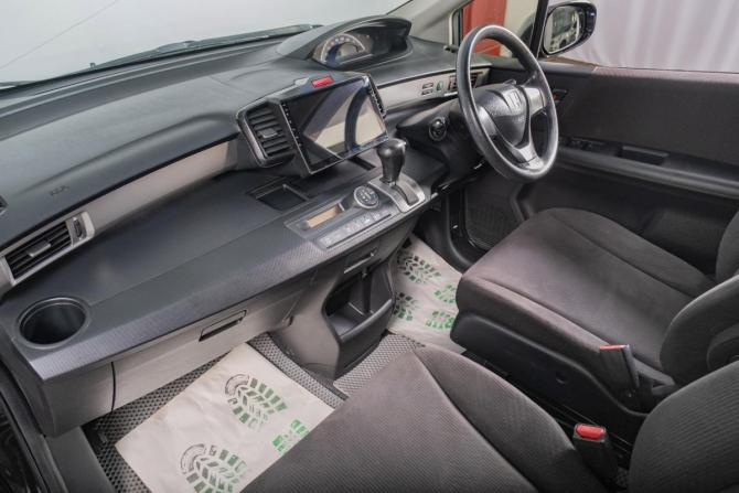 Honda Freed I Рестайлинг с пробегом 2012 года, цена 1 099 000 рублей, 157000 км, компактвэн, Автокод Объявления