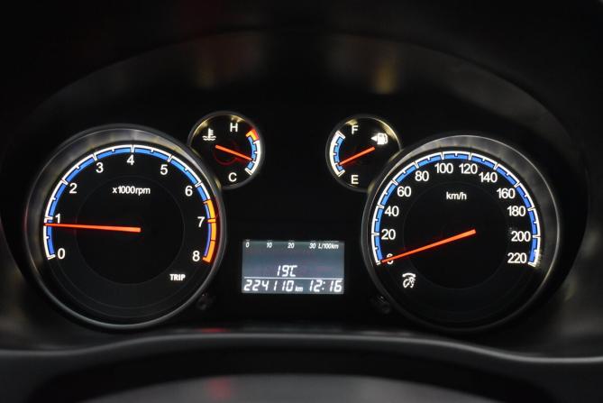 Suzuki SX4 I (Classic) Рестайлинг с пробегом 2010 года, цена 800 000 рублей, 224110 км, седан, Автокод Объявления