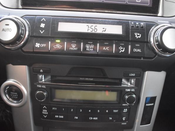 Toyota Land Cruiser Prado 150 Series с пробегом 2012 года, цена 2 185 000 рублей, 270157 км, внедорожник, Автокод Объявления