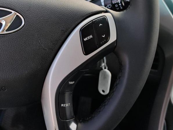 Hyundai Elantra V (MD) с пробегом 2011 года, цена 897 000 рублей, 231396 км, седан, Автокод Объявления