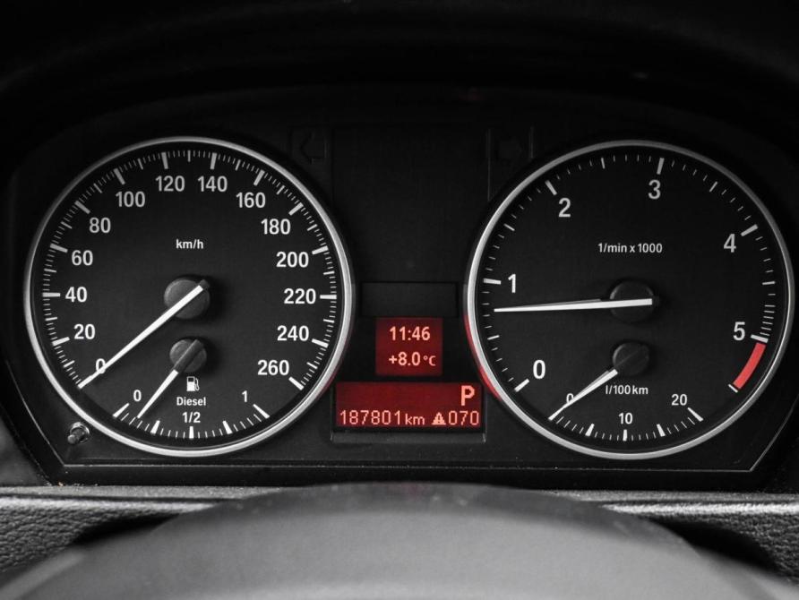 BMW X1 I (E84) Рестайлинг Новороссийск  - изображение 13