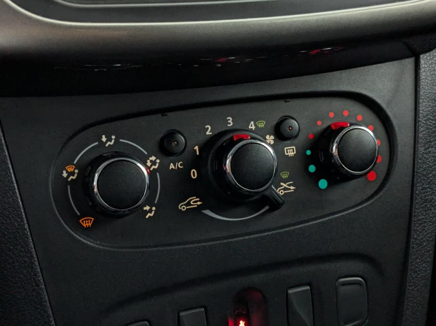 Renault Logan II Рестайлинг Москва  - изображение 25