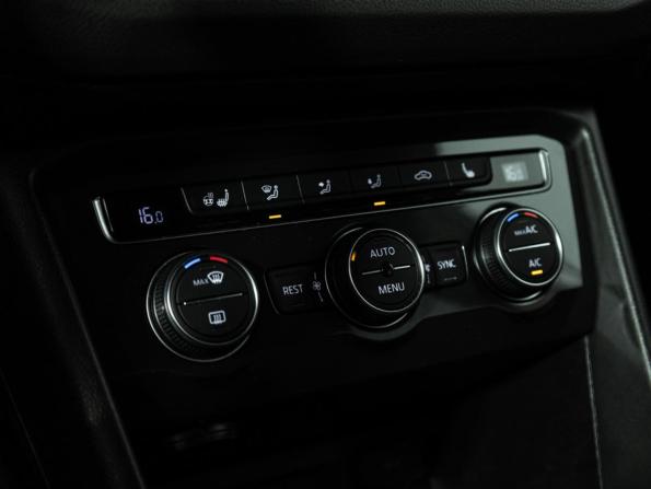 Volkswagen Tiguan II с пробегом 2018 года, цена 1 949 700 рублей, 104050 км, внедорожник, Автокод Объявления