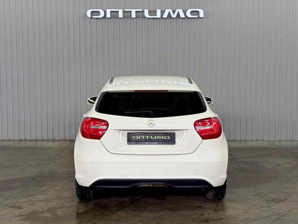 Mercedes-Benz A-Класс III (W176) с пробегом 2015 года, цена 1 427 000 рублей, 122693 км, хэтчбек, Автокод Объявления