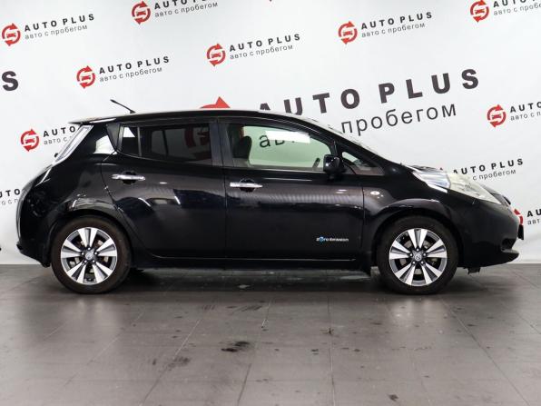 Nissan Leaf I (ZE0/AZE0) с пробегом 2015 года, цена 949 000 рублей, 118359 км, хэтчбек, Автокод Объявления
