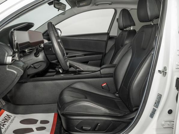 Hyundai Elantra VII (CN7) с пробегом 2021 года, цена 1 800 000 рублей, 46584 км, седан, Автокод Объявления