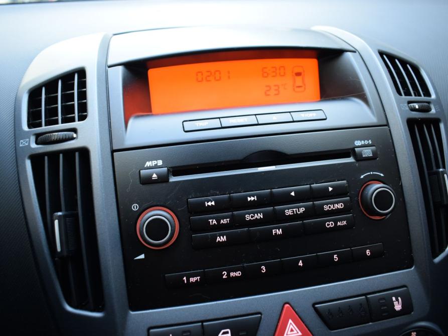 Kia Ceed I Челябинск  - изображение 13