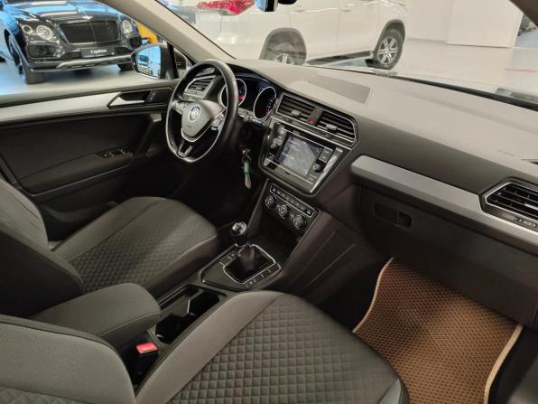 Volkswagen Tiguan II с пробегом 2018 года, цена 1 694 000 рублей, 145100 км, внедорожник, Автокод Объявления