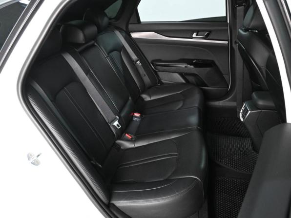 Kia K5 III с пробегом 2021 года, цена 3 279 000 рублей, 107337 км, седан, Автокод Объявления