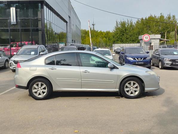 Renault Laguna III с пробегом 2008 года, цена 380 000 рублей, 215655 км, лифтбек, Автокод Объявления