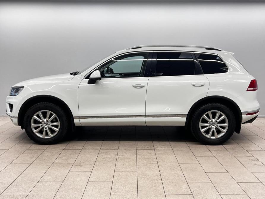 Volkswagen Touareg II Рестайлинг Санкт-Петербург  - изображение 2
