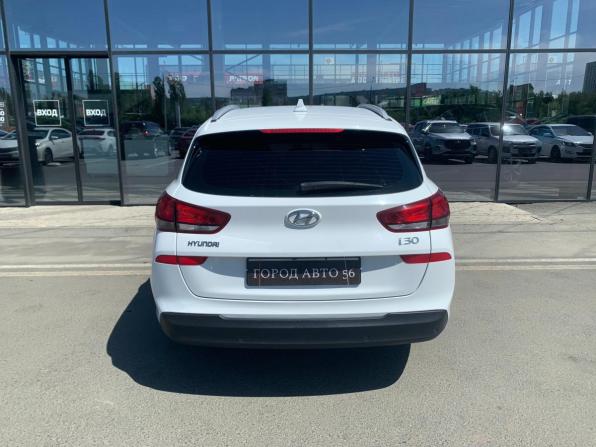 Hyundai i30 III Рестайлинг с пробегом 2019 года, цена 1 349 000 рублей, 158075 км, универсал, Автокод Объявления