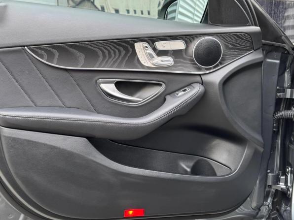 Mercedes-Benz C-Класс IV (W205) Рестайлинг с пробегом 2019 года, цена 1 990 000 рублей, 85106 км, седан, Автокод Объявления