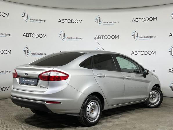 Ford Fiesta Mk6 Рестайлинг с пробегом 2016 года, цена 739 000 рублей, 147000 км, седан, Автокод Объявления