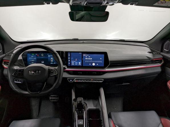 Geely Coolray I Рестайлинг с пробегом 2024 года, цена 2 290 000 рублей, 24815 км, внедорожник, Автокод Объявления