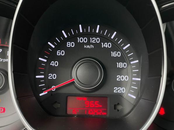 Kia Rio III Рестайлинг с пробегом 2015 года, цена 747 000 рублей, 110224 км, седан, Автокод Объявления