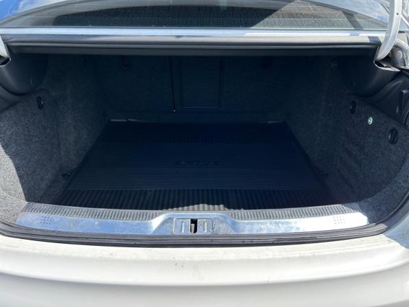 Skoda Superb II с пробегом 2012 года, цена 935 000 рублей, 223257 км, лифтбек, Автокод Объявления
