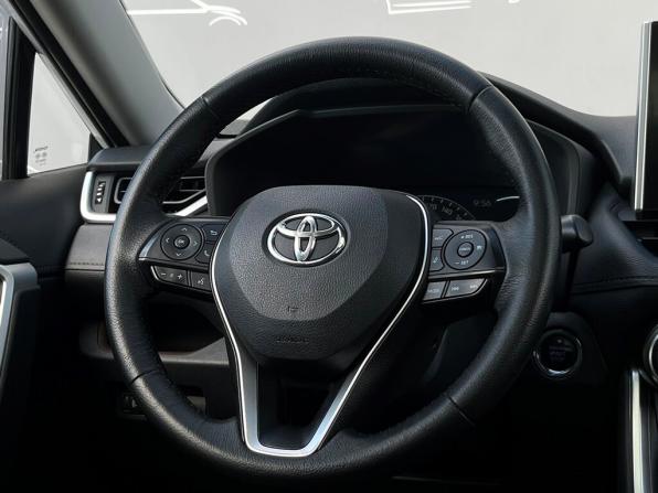 Toyota RAV4 V (XA50) с пробегом 2022 года, цена 3 098 700 рублей, 144240 км, внедорожник, Автокод Объявления