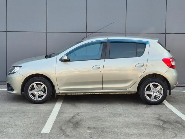 Renault Sandero II с пробегом 2014 года, цена 715 000 рублей, 147800 км, хэтчбек, Автокод Объявления