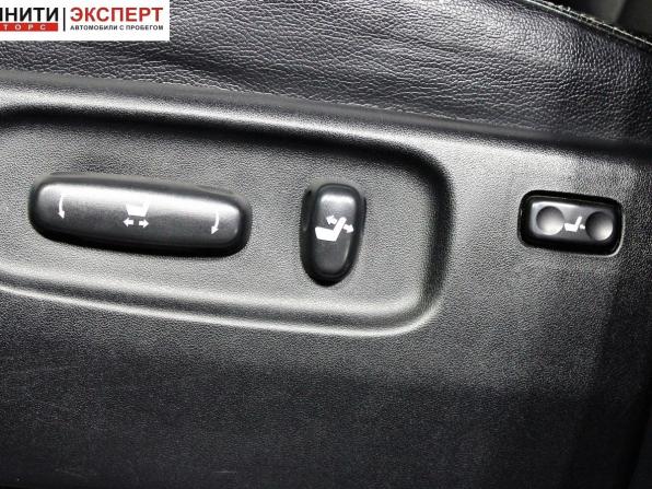 Toyota Land Cruiser 200 Series с пробегом 2012 года, цена 3 657 000 рублей, 210240 км, внедорожник, Автокод Объявления