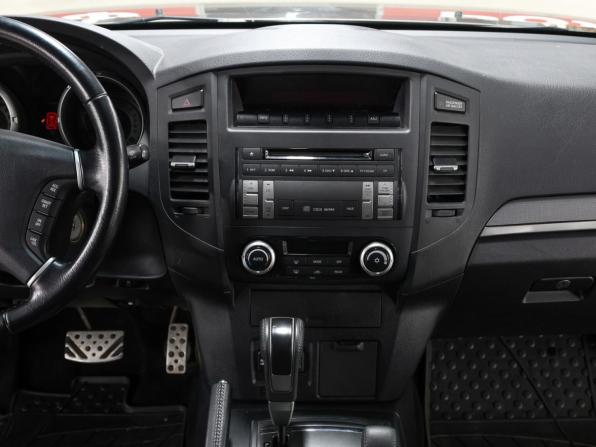 Mitsubishi Pajero IV Рестайлинг 1 с пробегом 2011 года, цена 2 177 000 рублей, 128883 км, внедорожник, Автокод Объявления