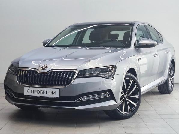 Skoda Superb III Рестайлинг с пробегом 2024 года, цена 3 000 000 рублей, 8465 км, лифтбек, Автокод Объявления