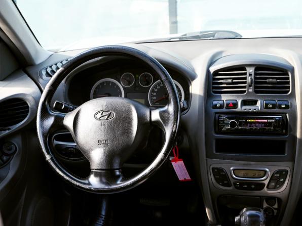 Hyundai Santa Fe Classic с пробегом 2009 года, цена 794 000 рублей, 293494 км, внедорожник, Автокод Объявления