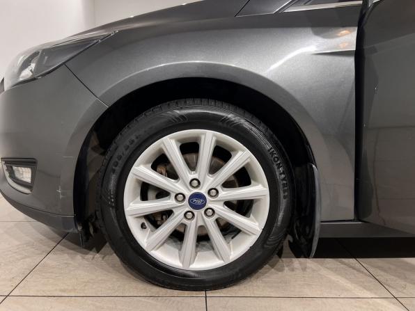 Ford Focus III Рестайлинг с пробегом 2019 года, цена 1 129 000 рублей, 158285 км, универсал, Автокод Объявления