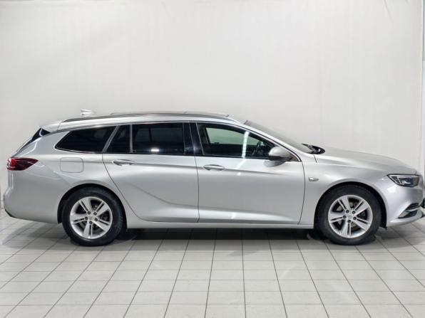 Opel Insignia II с пробегом 2018 года, цена 1 525 000 рублей, 224889 км, универсал, Автокод Объявления