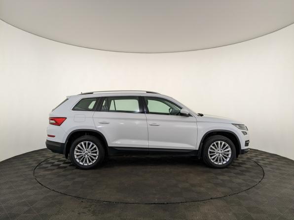 Skoda Kodiaq I с пробегом 2018 года, цена 2 730 000 рублей, 112570 км, внедорожник, Автокод Объявления
