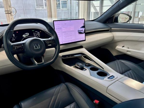 Zeekr 001 I Рестайлинг 1 с пробегом 2024 года, цена 5 349 000 рублей, 48838 км, хэтчбек, Автокод Объявления