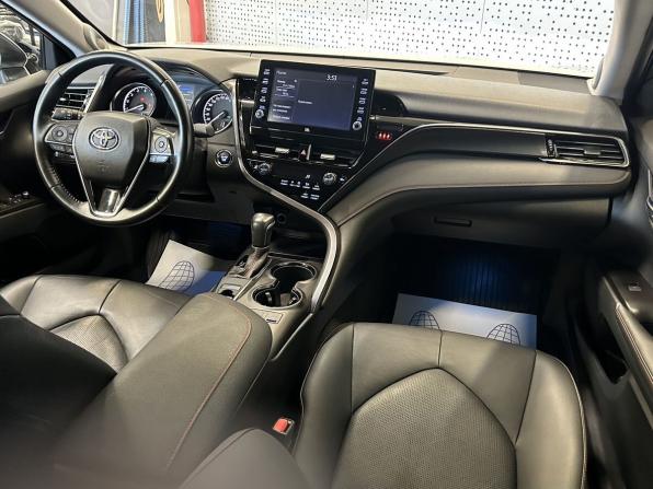 Toyota Camry VIII (XV70) Рестайлинг с пробегом 2021 года, цена 2 200 000 рублей, 57716 км, седан, Автокод Объявления