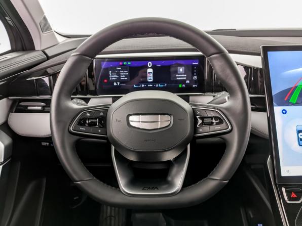 Geely Atlas II с пробегом 2024 года, цена 3 195 000 рублей, 11949 км, внедорожник, Автокод Объявления