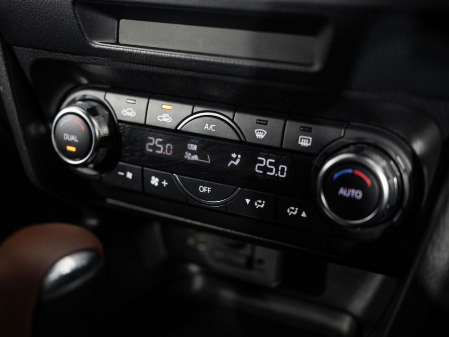 Mazda Axela III Рестайлинг Иркутск  - изображение 14