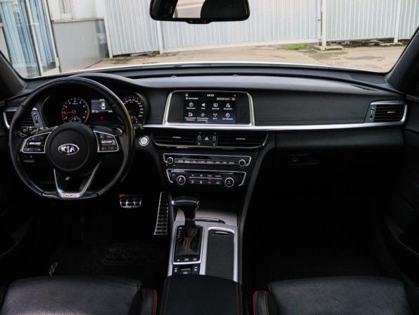 Kia Optima IV Рестайлинг с пробегом 2018 года, цена 1 850 000 рублей, 106354 км, седан, Автокод Объявления