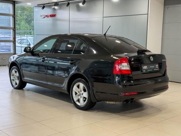 Skoda Octavia II (A5) Рестайлинг с пробегом 2012 года, цена 857 000 рублей, 271000 км, лифтбек, Автокод Объявления