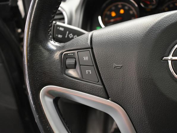 Opel Antara I Рестайлинг с пробегом 2012 года, цена 1 237 000 рублей, 100732 км, внедорожник, Автокод Объявления