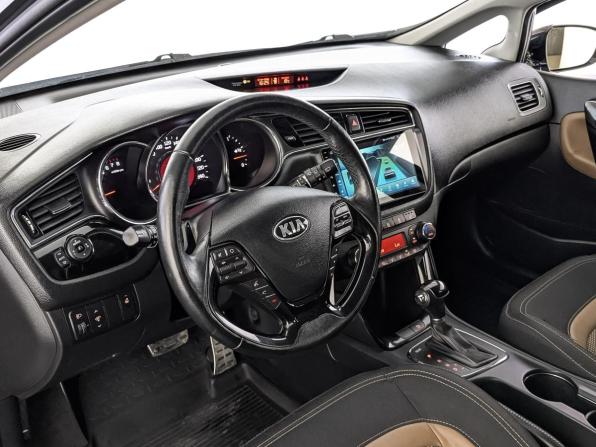 Kia Ceed II Рестайлинг с пробегом 2018 года, цена 1 465 000 рублей, 150171 км, универсал, Автокод Объявления