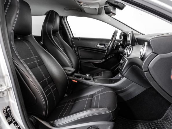 Mercedes-Benz GLA I (X156) с пробегом 2015 года, цена 1 899 000 рублей, 134139 км, внедорожник, Автокод Объявления