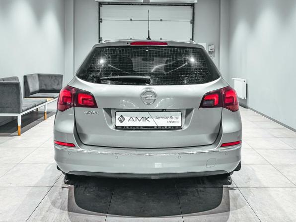Opel Astra J Рестайлинг с пробегом 2012 года, цена 869 748 рублей, 140107 км, универсал, Автокод Объявления