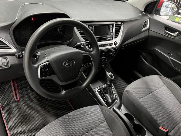Hyundai Solaris II с пробегом 2019 года, цена 1 345 000 рублей, 90863 км, седан, Автокод Объявления