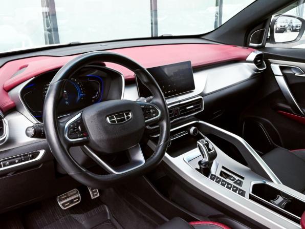 Geely Coolray I с пробегом 2021 года, цена 1 790 000 рублей, 45723 км, внедорожник, Автокод Объявления