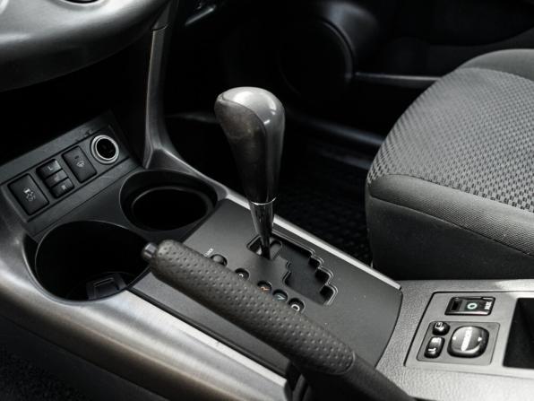 Toyota RAV4 III (XA30) Рестайлинг с пробегом 2012 года, цена 1 170 000 рублей, 397693 км, внедорожник, Автокод Объявления