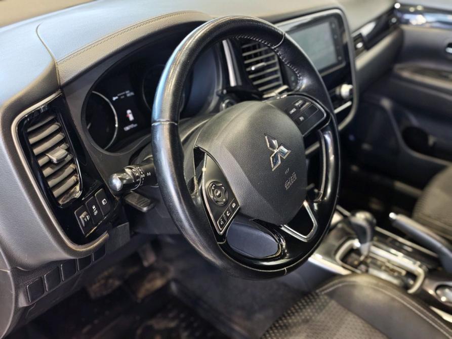 Mitsubishi Outlander III Рестайлинг 3 Челябинск  - изображение 7