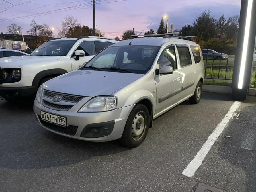 Lada (ВАЗ) Largus I Санкт-Петербург  - изображение 1