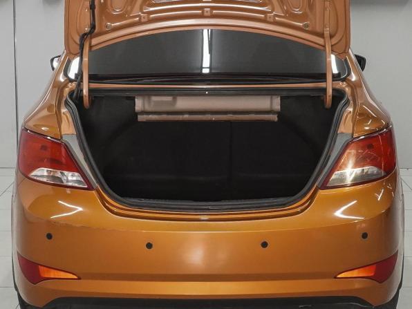 Hyundai Solaris I Рестайлинг с пробегом 2014 года, цена 750 000 рублей, 205632 км, седан, Автокод Объявления