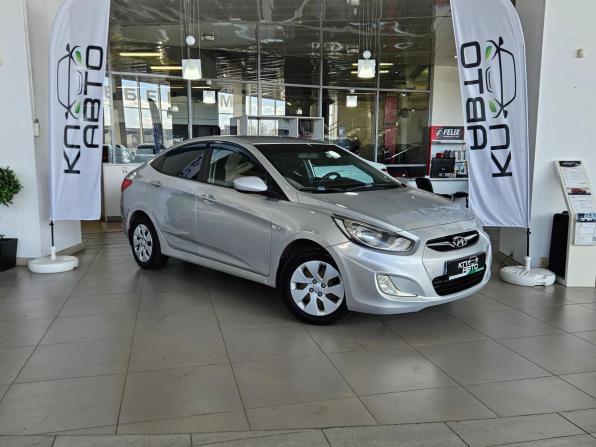 Hyundai Solaris I с пробегом 2012 года, цена 689 000 рублей, 255000 км, седан, Автокод Объявления